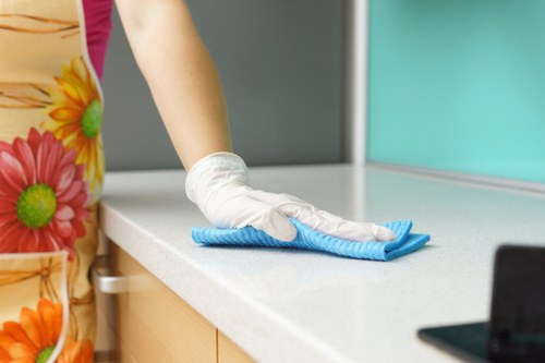 Professional move out cleaning service for NW1 flats and homes