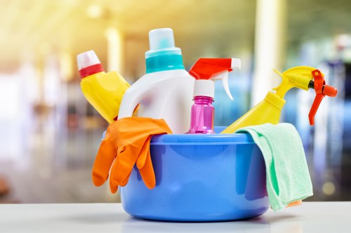 Kitchen and bathroom deep clean in NW1 property